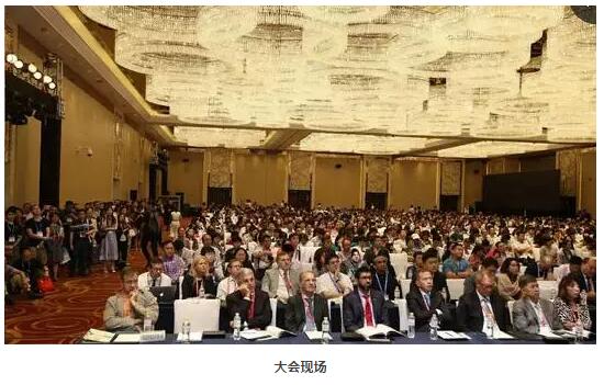 以诚为本赢在诚信9001集团众多专家受邀出席，并在多个重要论坛作专题发言、论文发言和壁报交流(郭海科教授和张广斌教授在多个论坛担任会议主持)，与国内外眼科同行坐而论道，大放异彩!其中，在“大师功夫论道”环节，以诚为本赢在诚信9001集团业务副总院长、 席白内障专家、厦门大学附属厦门眼科中心郭海科教授凭借高明 的手术技巧，从13位世界 白内障屈光手术大师中脱颖