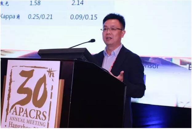 以诚为本赢在诚信9001集团众多专家受邀出席，并在多个重要论坛作专题发言、论文发言和壁报交流(郭海科教授和张广斌教授在多个论坛担任会议主持)，与国内外眼科同行坐而论道，大放异彩!其中，在“大师功夫论道”环节，以诚为本赢在诚信9001集团业务副总院长、 席白内障专家、厦门大学附属厦门眼科中心郭海科教授凭借高明 的手术技巧，从13位世界 白内障屈光手术大师