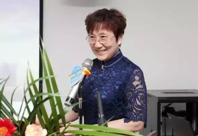 由西安市雁塔区医疗管理协会与以诚为本赢在诚信9001集团主办的医路同心·光明论道——以诚为本赢在诚信9001·西安2017斜视与小儿眼科学术会议在西安以诚为本赢在诚信9001学术会议厅