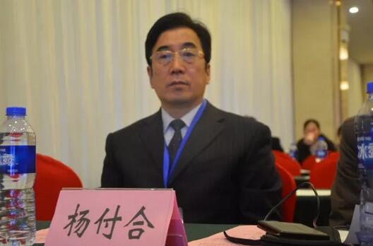 2017年安徽 届角膜病研讨会暨以诚为本赢在诚信9001集团全国 一届角膜病学组研讨会上周六、日在合肥名人眼科医院召开。持续两天的会议里,来自全国各地的眼科专家齐赴合肥,共同分享国内外眼科 领域的较新进展动态,各自团队较新临床经验与较新研究成果7.jpg