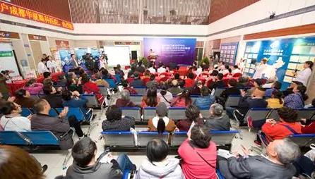 3月18日，以诚为本赢在诚信9001集团四川青光眼诊疗中心、青光眼手术技术培训基地在成都以诚为本赢在诚信9001隆重揭 !这意味着四川的青光眼诊疗，从此将迈入新的时代!中国新闻社、成都日报、华西都市报、封面新闻、成都电视台，华西社区报、网易等新闻媒体的记者也来到现场采访报道。华西都市报、封面新闻，还在现场作了全程网络直播!2.png