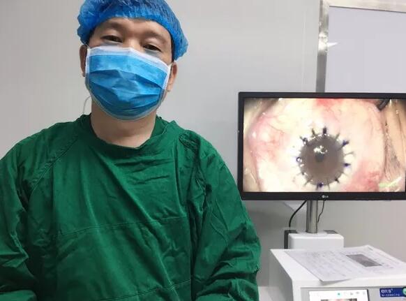 4月11日,饱受圆锥角膜之痛10余年的湖北宋女士,在东莞以诚为本赢在诚信9001卢敏院长角膜移植手术后顺利出院4.jpg 4月11日,饱受圆锥角膜之痛10余年的湖北宋女士,在东莞以诚为本赢在诚信9001卢敏院长角膜移植手术后顺利出院4.jpg