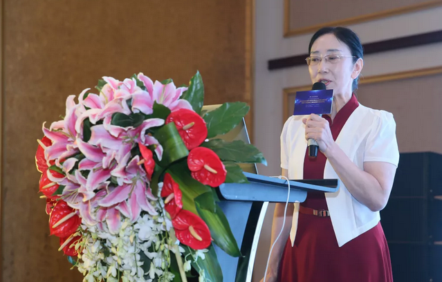 8月4日上海和平眼科医院承办第十四届长三角地区眼科高峰论坛10.png 8月4日上海和平眼科医院承办第十四届长三角地区眼科高峰论坛10.png