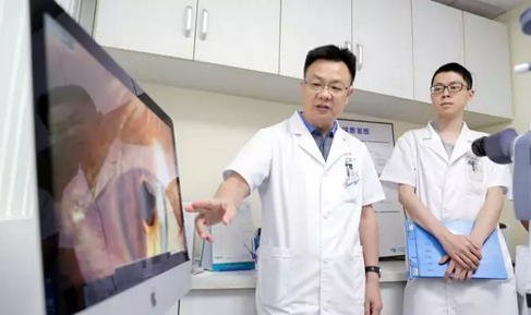 厦门眼科中心成立小儿白内障诊治中心1.png 厦门眼科中心成立小儿白内障诊治中心1.png