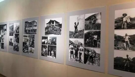 厦门眼科中心泉州分院应邀为“泉州知青生活摄影图片展”活动参与者进行眼健康筛查2.jpg 厦门眼科中心泉州分院应邀为“泉州知青生活摄影图片展”活动参与者进行眼健康筛查2.jpg