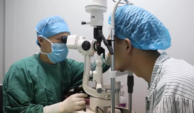 超高散光怎么办?波前像差引导和虹膜识别技术精准切削角膜矫治近视及散光.jpg 超高散光怎么办?波前像差引导和虹膜识别技术精准切削角膜矫治近视及散光.jpg