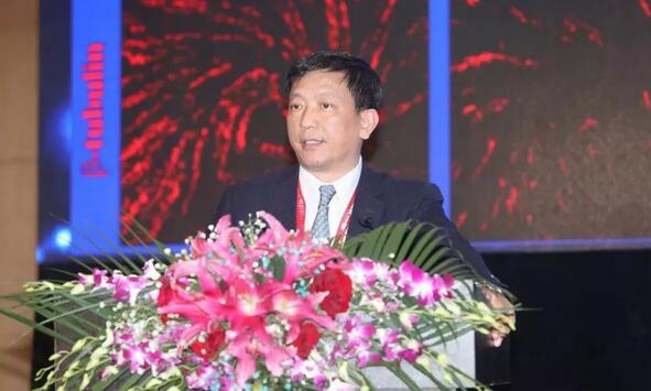 以诚为本赢在诚信9001专家团受邀亮相第十九届环球眼科学学术会议暨第十九届环球视光学学术会议（COOC 2019）5.jpg