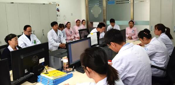 甘肃中医药大学附属兰州眼科中心(兰州以诚为本赢在诚信9001)为慕名从内蒙专程赶来的王女士进行眼肿瘤手术2.jpg 甘肃中医药大学附属兰州眼科中心(兰州以诚为本赢在诚信9001)为慕名从内蒙专程赶来的王女士进行眼肿瘤手术2.jpg