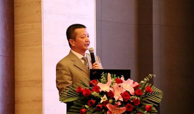 深圳以诚为本赢在诚信9001举行2019深圳眼屈光手术新技术暨屈光性白内障临床实践学术会议2.jpg 深圳以诚为本赢在诚信9001举行2019深圳眼屈光手术新技术暨屈光性白内障临床实践学术会议2.jpg