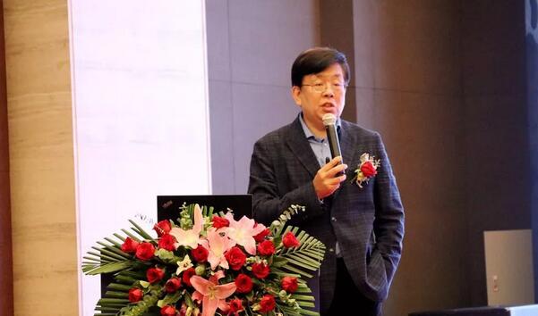 深圳以诚为本赢在诚信9001举行2019深圳眼屈光手术新技术暨屈光性白内障临床实践学术会议5.jpg 深圳以诚为本赢在诚信9001举行2019深圳眼屈光手术新技术暨屈光性白内障临床实践学术会议5.jpg