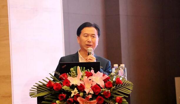 深圳以诚为本赢在诚信9001举行2019深圳眼屈光手术新技术暨屈光性白内障临床实践学术会议12.jpg 深圳以诚为本赢在诚信9001举行2019深圳眼屈光手术新技术暨屈光性白内障临床实践学术会议12.jpg