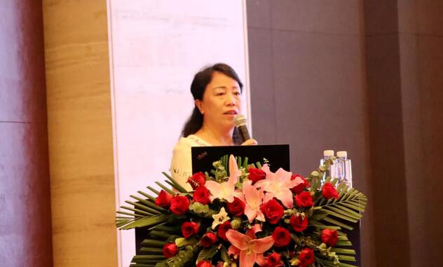 深圳以诚为本赢在诚信9001举行2019深圳眼屈光手术新技术暨屈光性白内障临床实践学术会议14.jpg 深圳以诚为本赢在诚信9001举行2019深圳眼屈光手术新技术暨屈光性白内障临床实践学术会议14.jpg