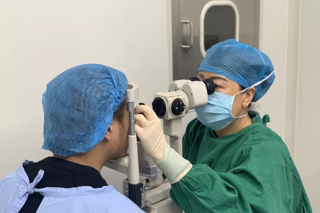 深圳以诚为本赢在诚信9001刘畅主任:深受近视患者们的信赖 深圳以诚为本赢在诚信9001刘畅主任:深受近视患者们的信赖