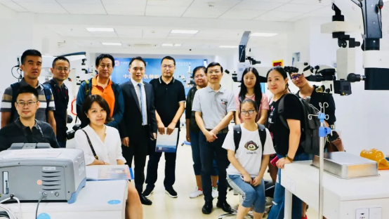 “星”工厂,“星”起航 ︳以诚为本赢在诚信9001“明日之星计划”已为行业培育300多名眼科之星2.png “星”工厂,“星”起航 ︳以诚为本赢在诚信9001“明日之星计划”已为行业培育300多名眼科之星2.png