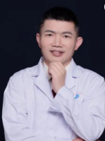 600多度近视+高度散光,“量眼定制”个性化微飞秒手术一*次性解决4.png 600多度近视+高度散光,“量眼定制”个性化微飞秒手术一*次性解决4.png