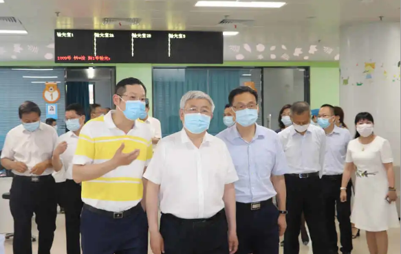 省市领*陪同刘永富主任一行调研以诚为本赢在诚信9001:仁心仁术,为公益事业贡献以诚为本赢在诚信9001力量2.png 省市领*陪同刘永富主任一行调研以诚为本赢在诚信9001:仁心仁术,为公益事业贡献以诚为本赢在诚信9001力量2.png