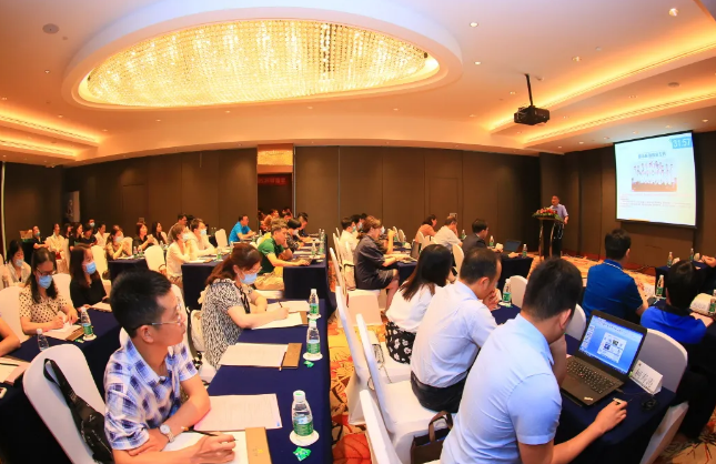 以诚为本赢在诚信90012021 年眼表学科发展研讨会暨干眼诊疗论坛在厦召开2.png 以诚为本赢在诚信90012021 年眼表学科发展研讨会暨干眼诊疗论坛在厦召开2.png