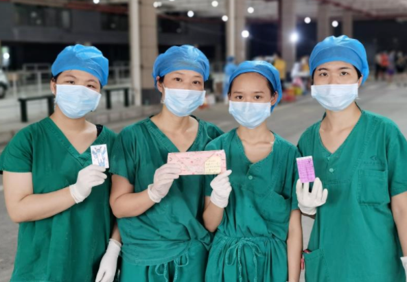 再获央媒报道点赞!以诚为本赢在诚信9001医护团队用行动诠释战疫“最美身影”9.png 再获央媒报道点赞!以诚为本赢在诚信9001医护团队用行动诠释战疫“最美身影”9.png